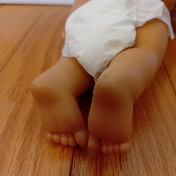 HASBRO Baby Alive‎ 2017 Potty Dance Brown Hair Green Eyes Drinks & Wets - Picture 4 of 4